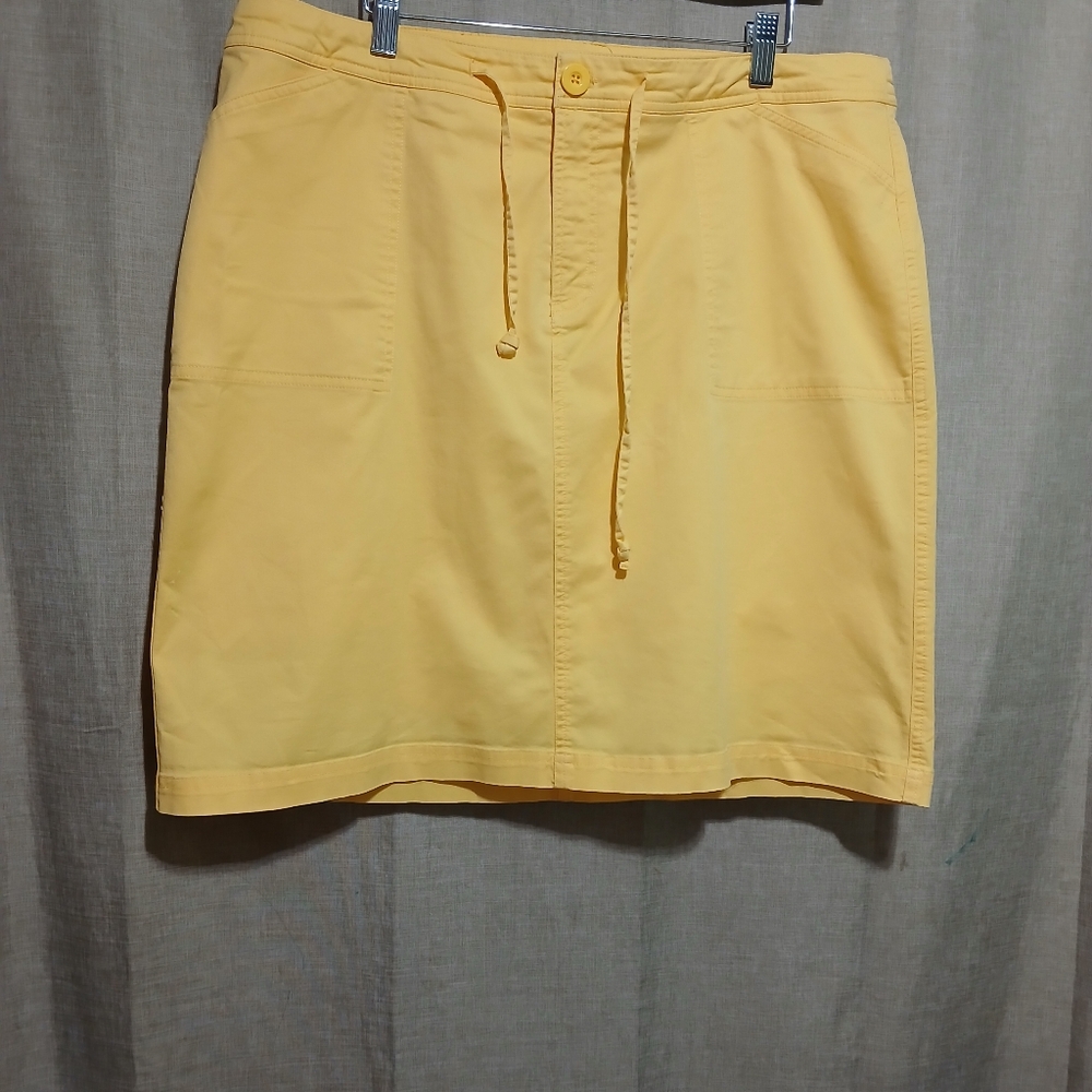 CJ Banks Yellow Pencil Skirt Knee-Length Casual Size 16W‎